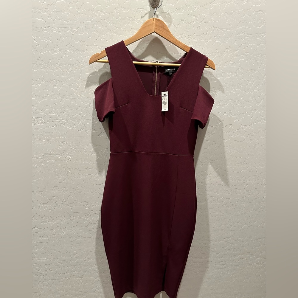 Express wine/burgundy cold shoulder dress NWT